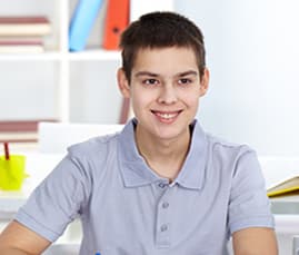 维尼修斯因伤返回皇马治疗 将缺席对阿根廷比赛